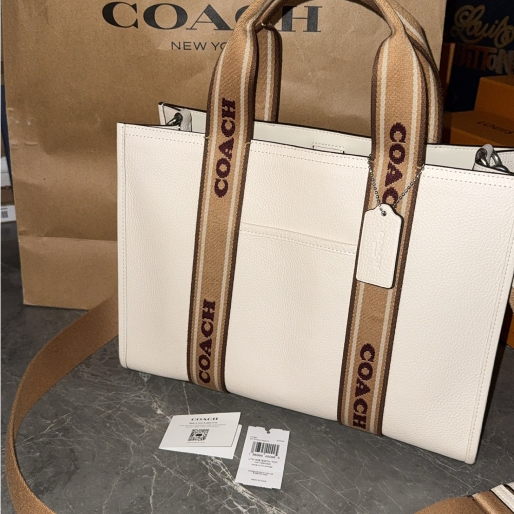 Authentic Coach Smith Leather Smith Tote Bag Chalk/Silver